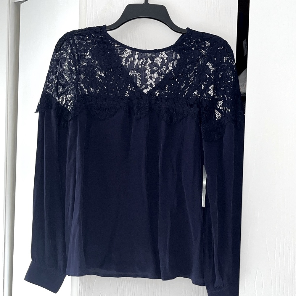 NWT Lulu’s Navy Blouse